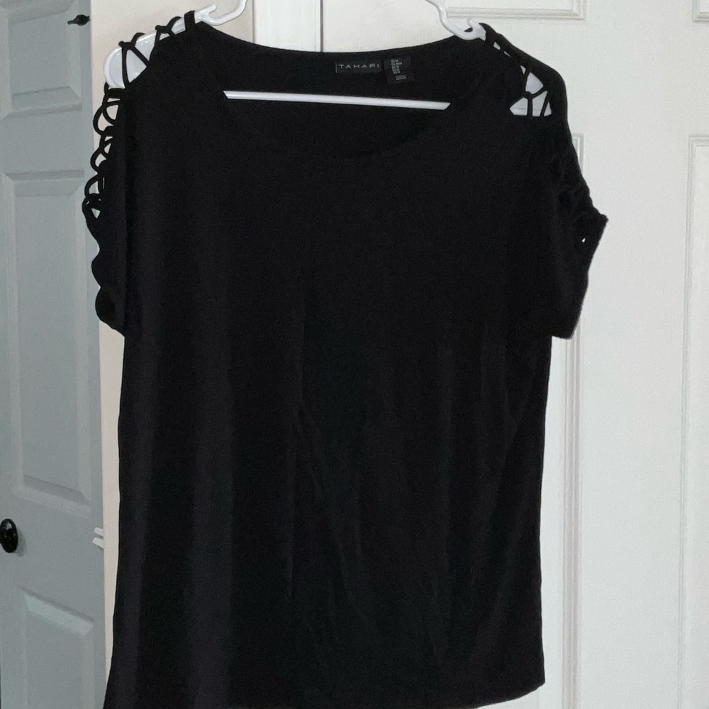 Tahari Black Cold-Shoulder Lattice Knit Tee